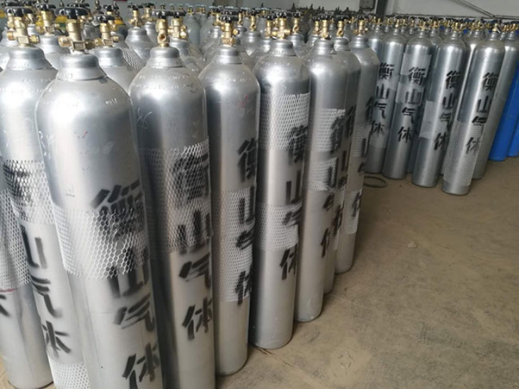 二氧化碳高純氣體在工業(yè)應(yīng)用中的常見故障及排除方法